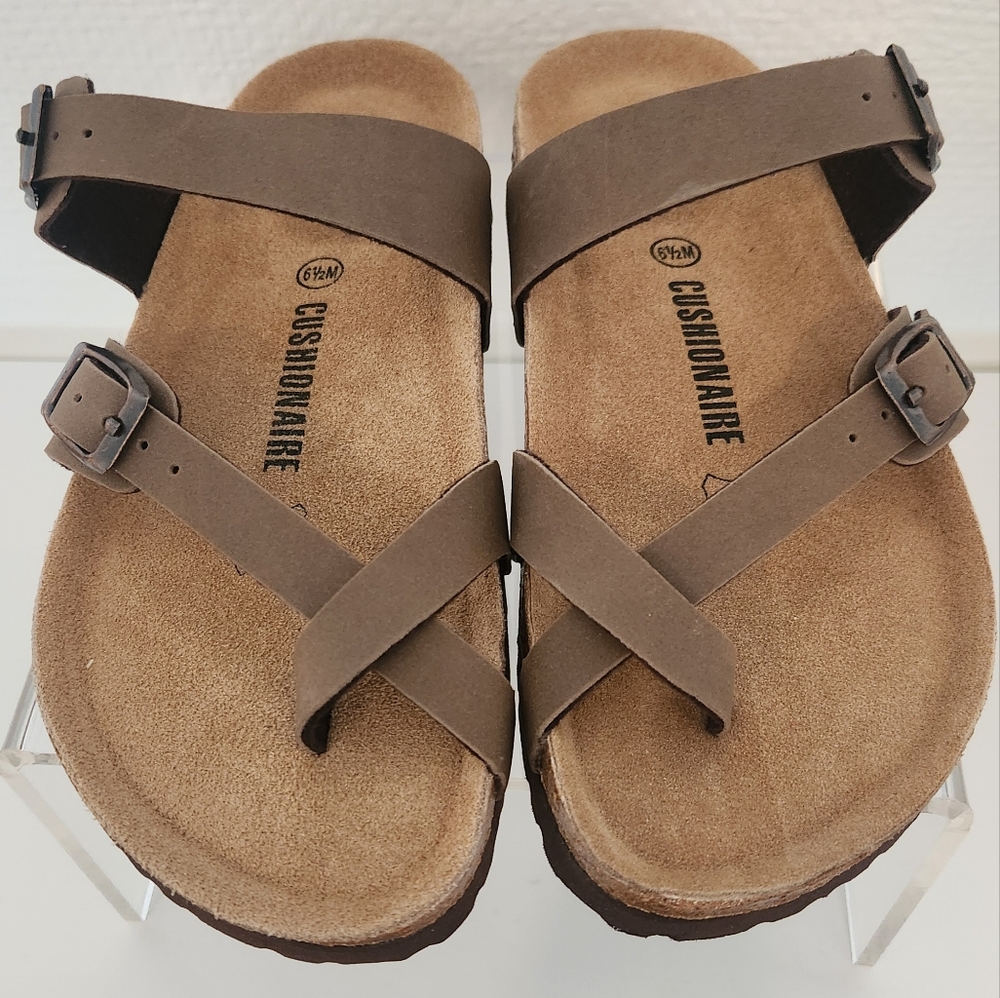 Cushion aire strappy sandals 6.5